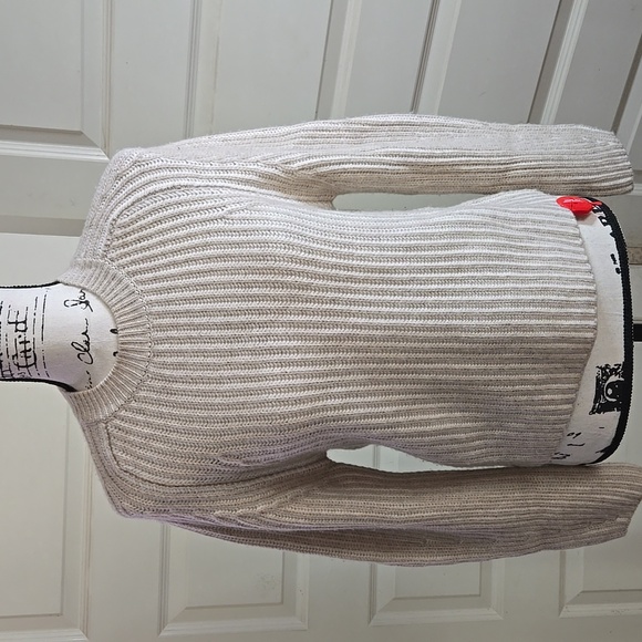 NAADAM Cashmino Wool Cashmere Ribbed Crewneck Sweater - Picture 3 of 9